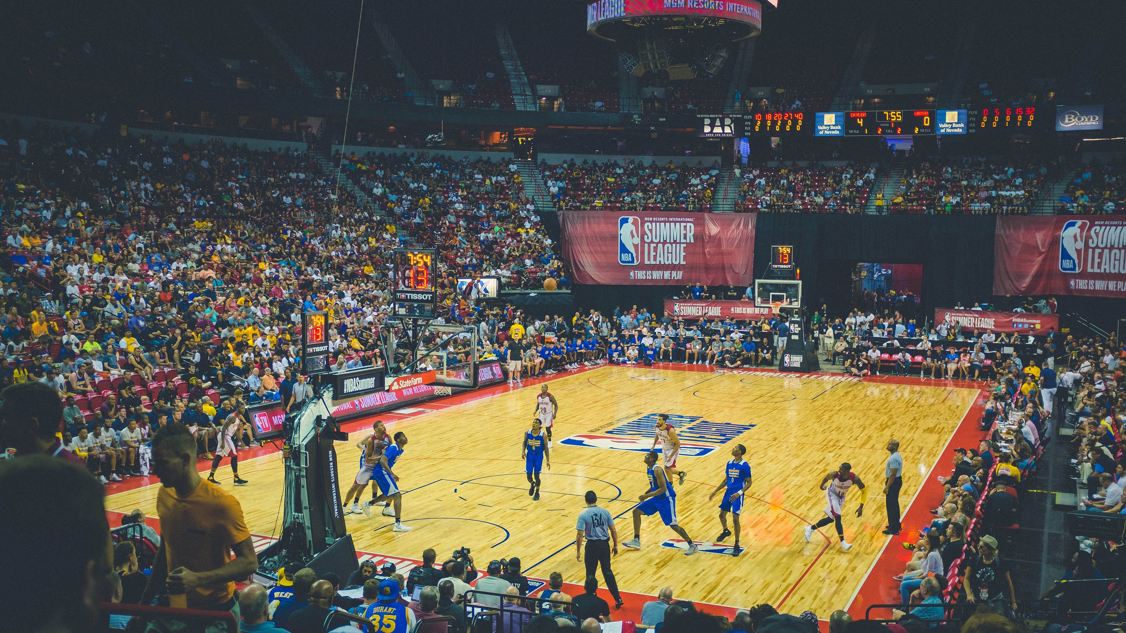 欧洲杯VAR争议再掀讨论，2020欧洲杯var